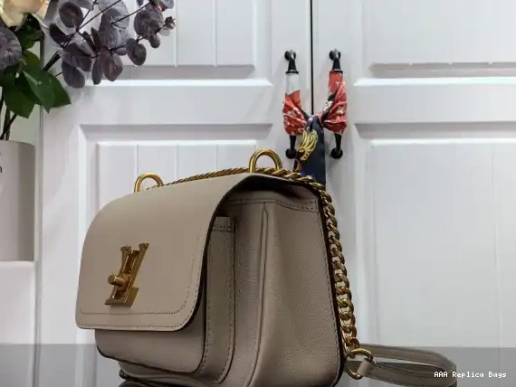Aaa replica ru CHAIN LOCKME VUITTON LOUIS PM 0608